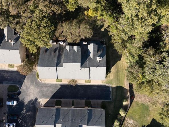 10819 Crown Colony DR 40, Austin TX 78747