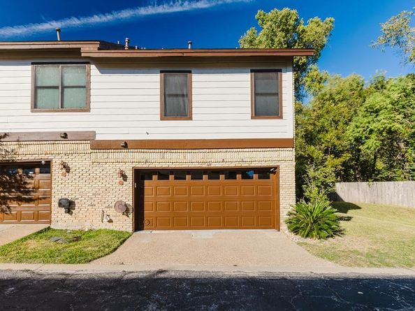 10819 Crown Colony DR 40, Austin TX 78747