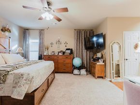 10819 Crown Colony DR 40, Austin TX 78747