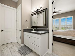 2000 Mazarro DR 25, Leander TX 78641