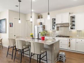 2000 Mazarro DR 25, Leander TX 78641