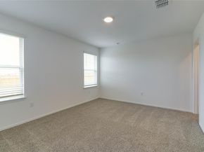 18512-A High Flyer WAY, Manor TX 78653