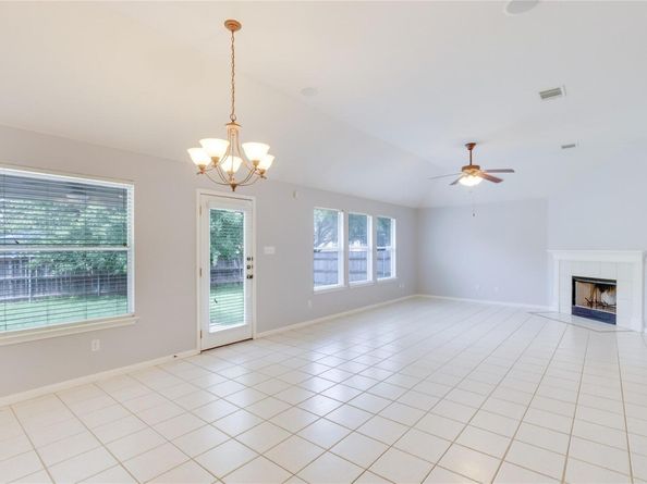 1012 Klondike LOOP, Round Rock TX 78665