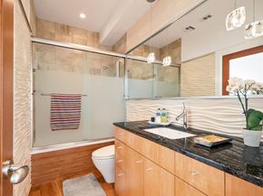 1700 Ravey ST A, Austin TX 78704