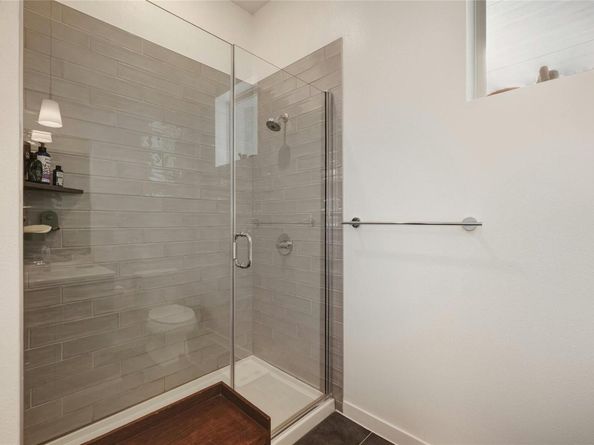 4901 Springdale RD 102, Austin TX 78723