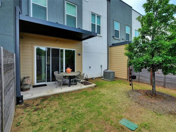 4901 Springdale RD 102, Austin TX 78723