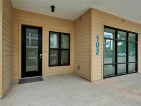4901 Springdale RD 102, Austin TX 78723