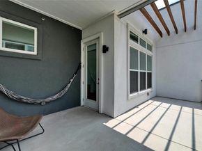 4901 Springdale RD 102, Austin TX 78723