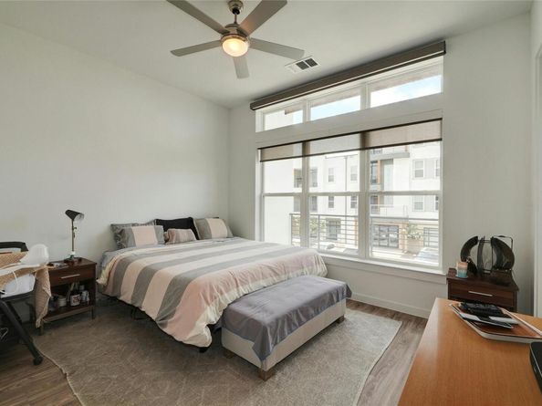 4901 Springdale RD 102, Austin TX 78723