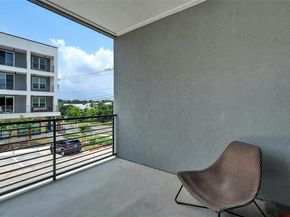 4901 Springdale RD 102, Austin TX 78723