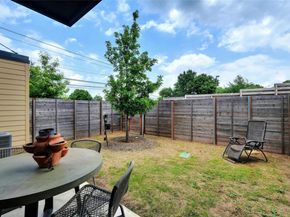 4901 Springdale RD 102, Austin TX 78723