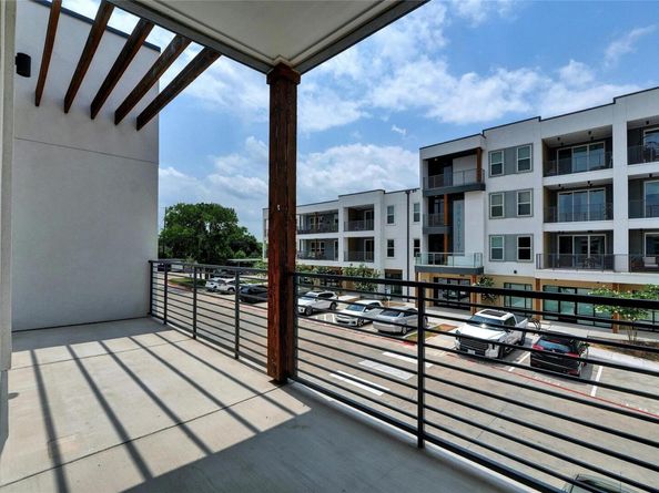 4901 Springdale RD 102, Austin TX 78723