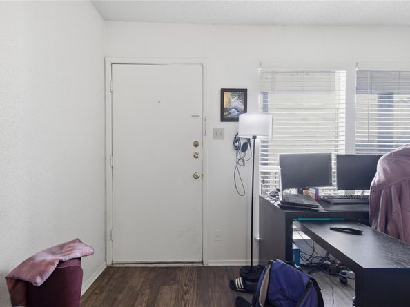 2801 Hemphill PARK A302, Austin TX 78705