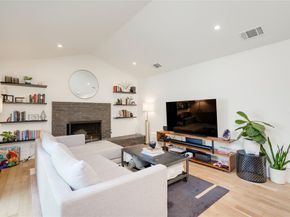 2111 Teakwood DR, Austin TX 78757