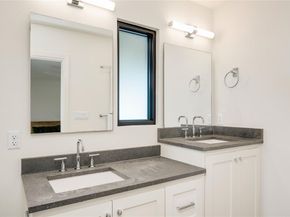 2111 Teakwood DR, Austin TX 78757