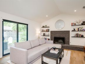 2111 Teakwood DR, Austin TX 78757