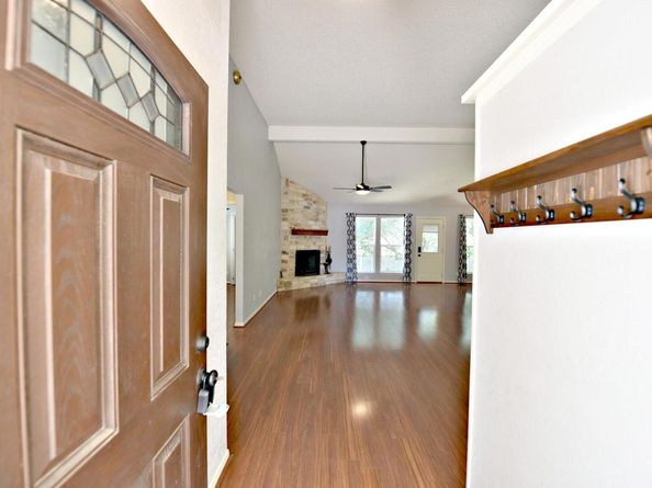 2402 Spring Wagon LN, Austin TX 78728
