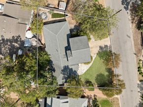 2208 Forest TRL, Austin TX 78703