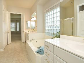 120 Golf View Drive DR, Georgetown TX 78633