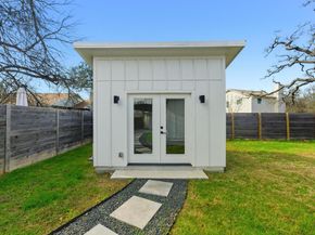 3817 Leafield DR, Austin TX 78749