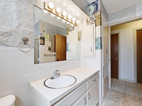 3305 Carol Ann DR, Austin TX 78723