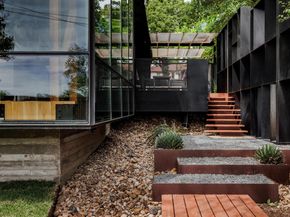 2700 E 12th ST, Austin TX 78702