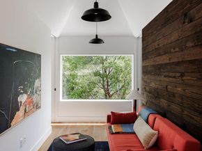 2700 E 12th ST, Austin TX 78702