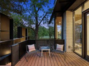 2700 E 12th ST, Austin TX 78702