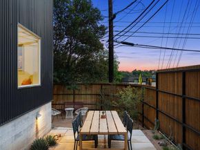 2700 E 12th ST, Austin TX 78702