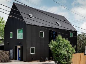 2700 E 12th ST, Austin TX 78702