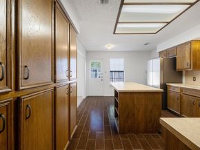8000 Spandera CV, Austin TX 78759