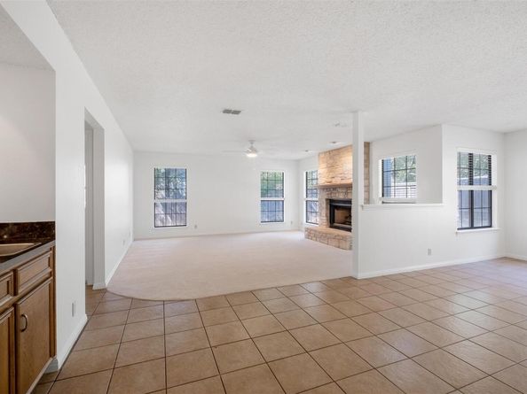 8000 Spandera CV, Austin TX 78759