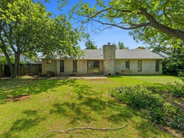 12306 Split Rail PKWY, Austin TX 78750