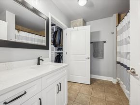 360 Nueces ST 4009, Austin TX 78701