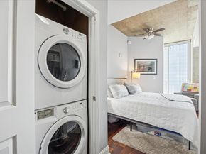 360 Nueces ST 4009, Austin TX 78701