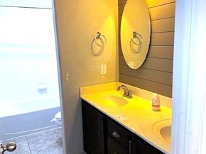 213 Peggy DR, Liberty Hill TX 78642