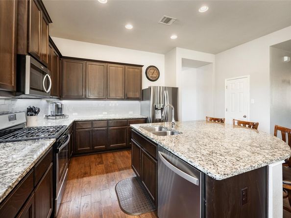 22108 Cross Timbers BND, Lago Vista TX 78645