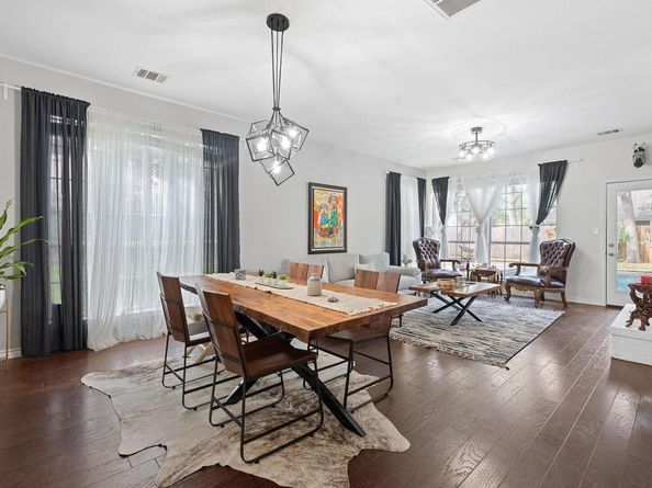 1913 Dove Ridge TRL, Leander TX 78641