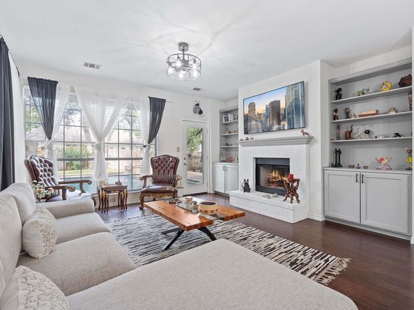 1913 Dove Ridge TRL, Leander TX 78641