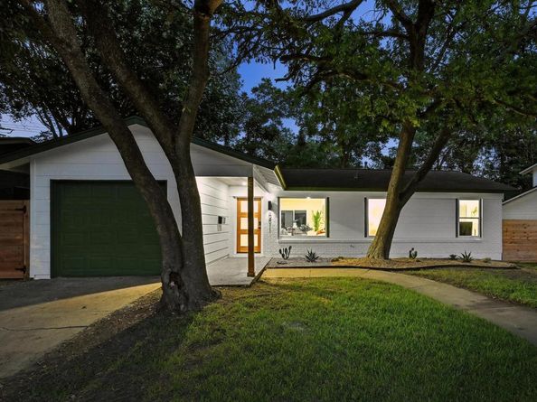 8411 Rockwood LN, Austin TX 78757