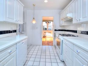 4 Putnam Hill 2B, Greenwich CT 06830