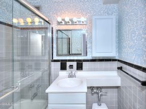 4 Putnam Hill 2B, Greenwich CT 06830