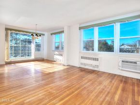 4 Putnam Hill 2B, Greenwich CT 06830