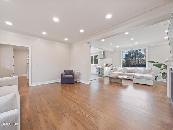 4 Banksville Road, Greenwich CT 06831