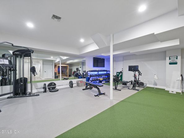 4 Banksville Road, Greenwich CT 06831