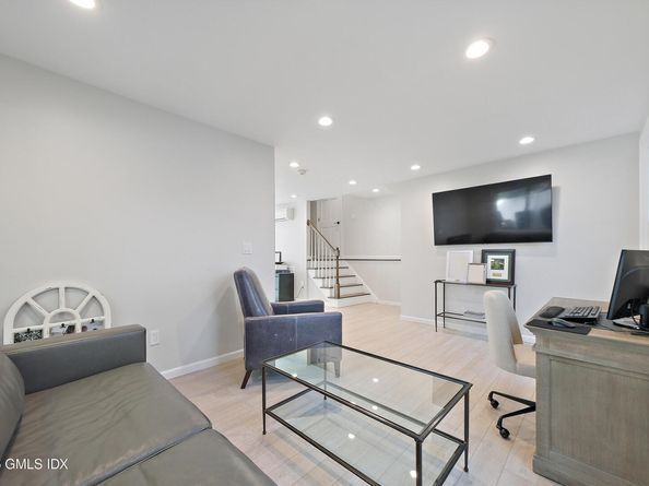 4 Banksville Road, Greenwich CT 06831