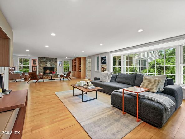 12 Wooddale Road, Greenwich CT 06830