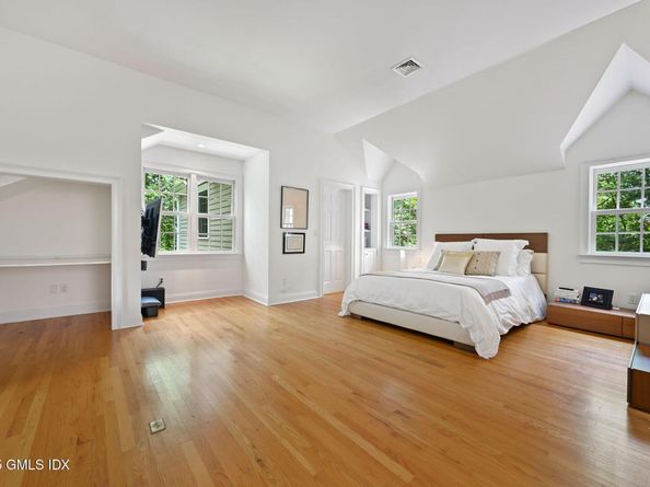 12 Wooddale Road, Greenwich CT 06830