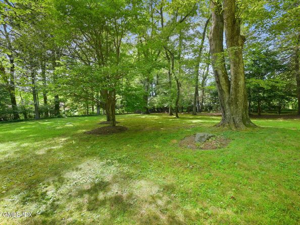 12 Wooddale Road, Greenwich CT 06830