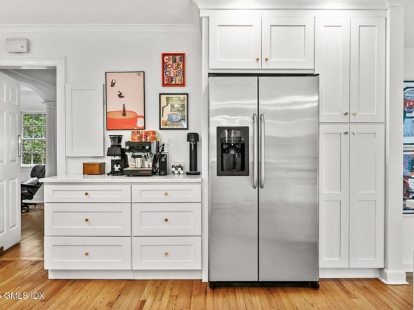 12 Wooddale Road, Greenwich CT 06830